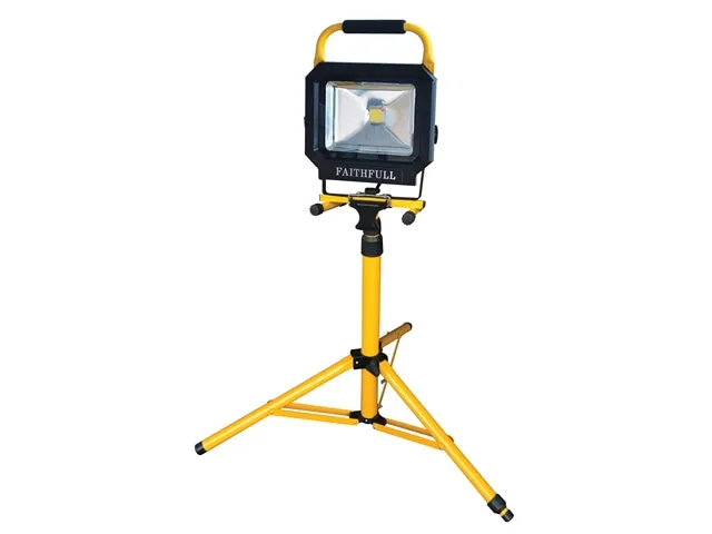 COB LED Single Pod Tripod Sitelight 2100 Lumen 30 Watt